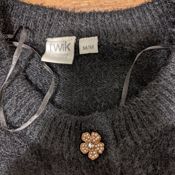 Simons Button Up Cardigan - Picture 2 of 3